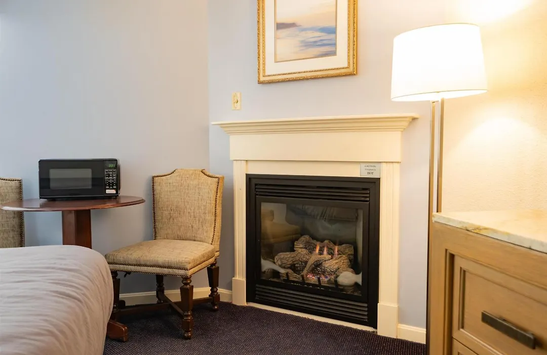 Fireside Inn And Suites Bangor-1