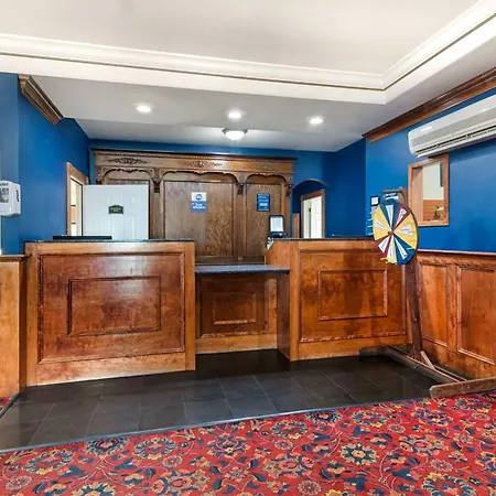 Best Western White House Inn-3
